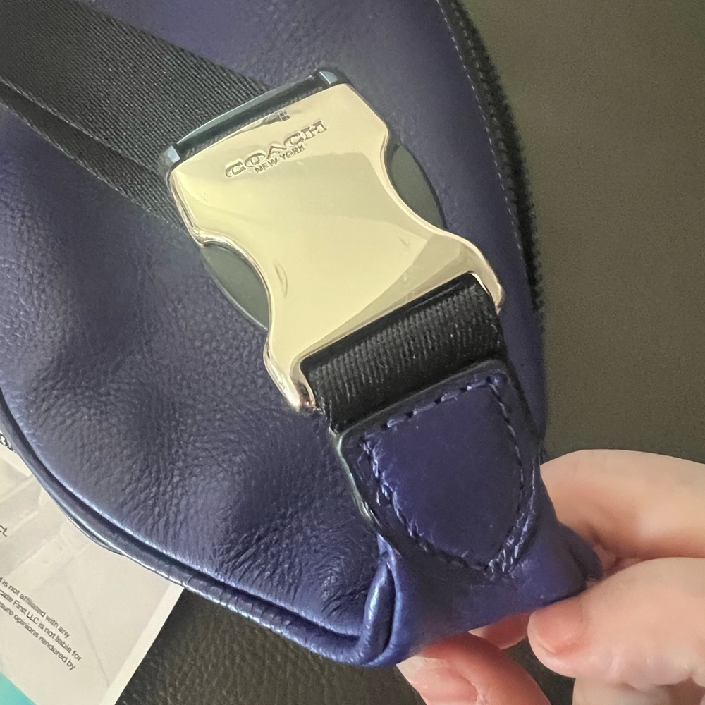 Coach Purple bum bag. Rare!
Excellent condition - Picture 8 of 10